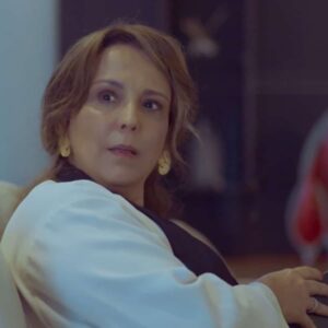Ana Beatriz Nogueira como Elenice em 'Um Lugar ao Sol' (Globo)