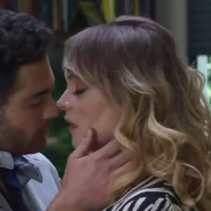 Cenas da novela 'Se Nos Deixam' (Sbt)