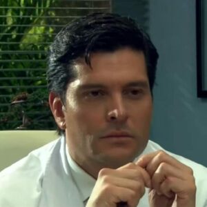 Marcelo Córdoba interpretando Hernán em 'Mar de Amor' (Sbt)