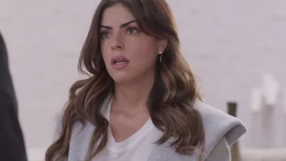 Isabel Burr interpretando Iara em 'Se Nos Deixam' (Sbt)