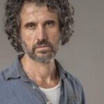 Eriberto Leão interpretando Leônidas em 'Além da Ilusão' (Globo)
