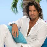 Mario Cimarro interpretando Vítor Manuel em 'Mar de Amor' (Sbt)