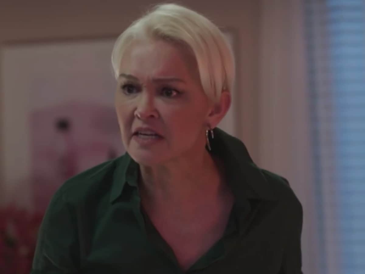 Júlia Lemmertz como Carmem em 'Quanto Mais Vida, Melhor!' (Globo)