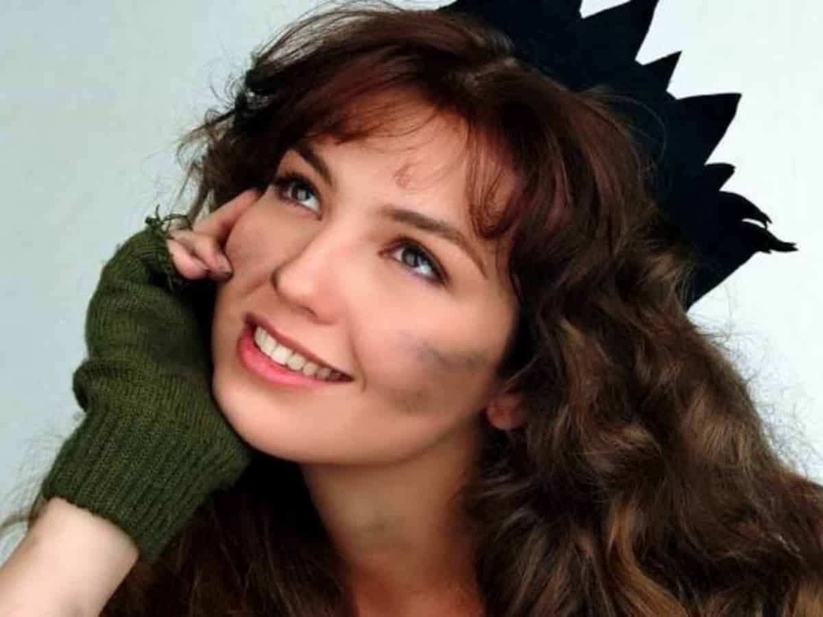 Cenas da novela 'Maria do Bairro' (Canal Viva)