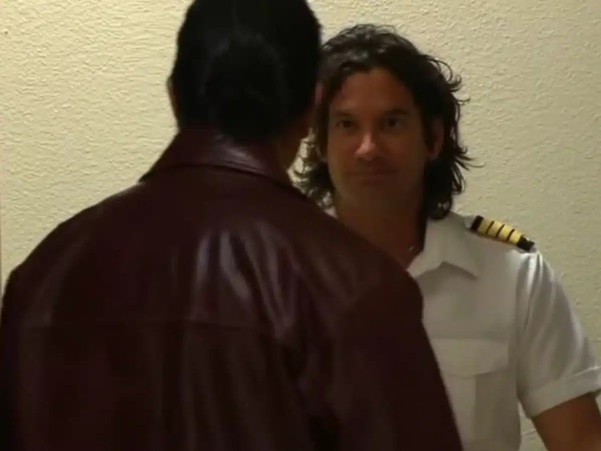 Cenas da novela 'Mar de Amor' (Sbt)