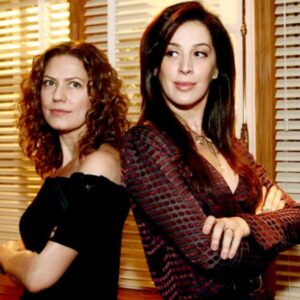 Cenas da novela 'A Favorita' (Globo)