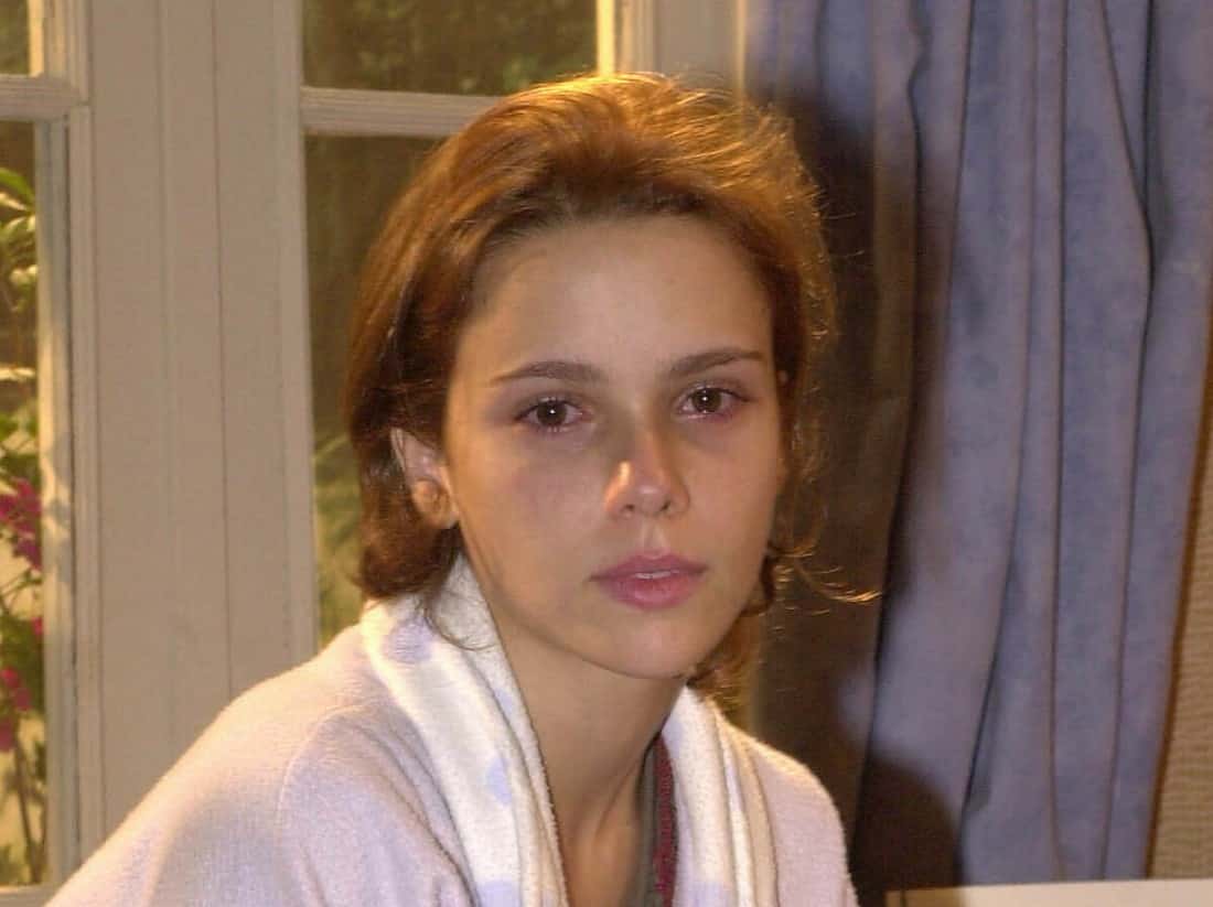 Débora Falabella interpretando Mel em 'O Clone' (Globo)