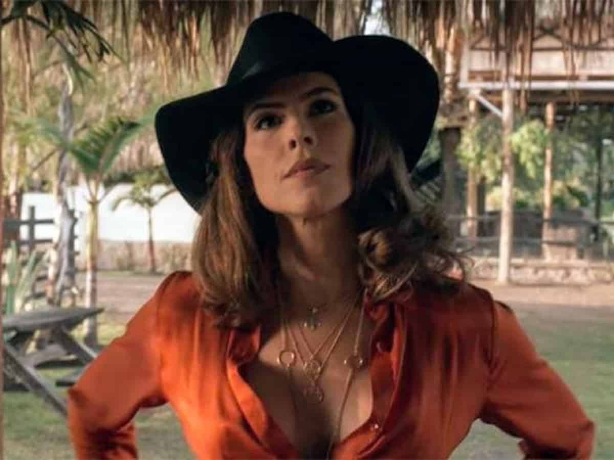 Zharick León interpretando Rosário em 'Paixões de Gavilanes' (Sbt)