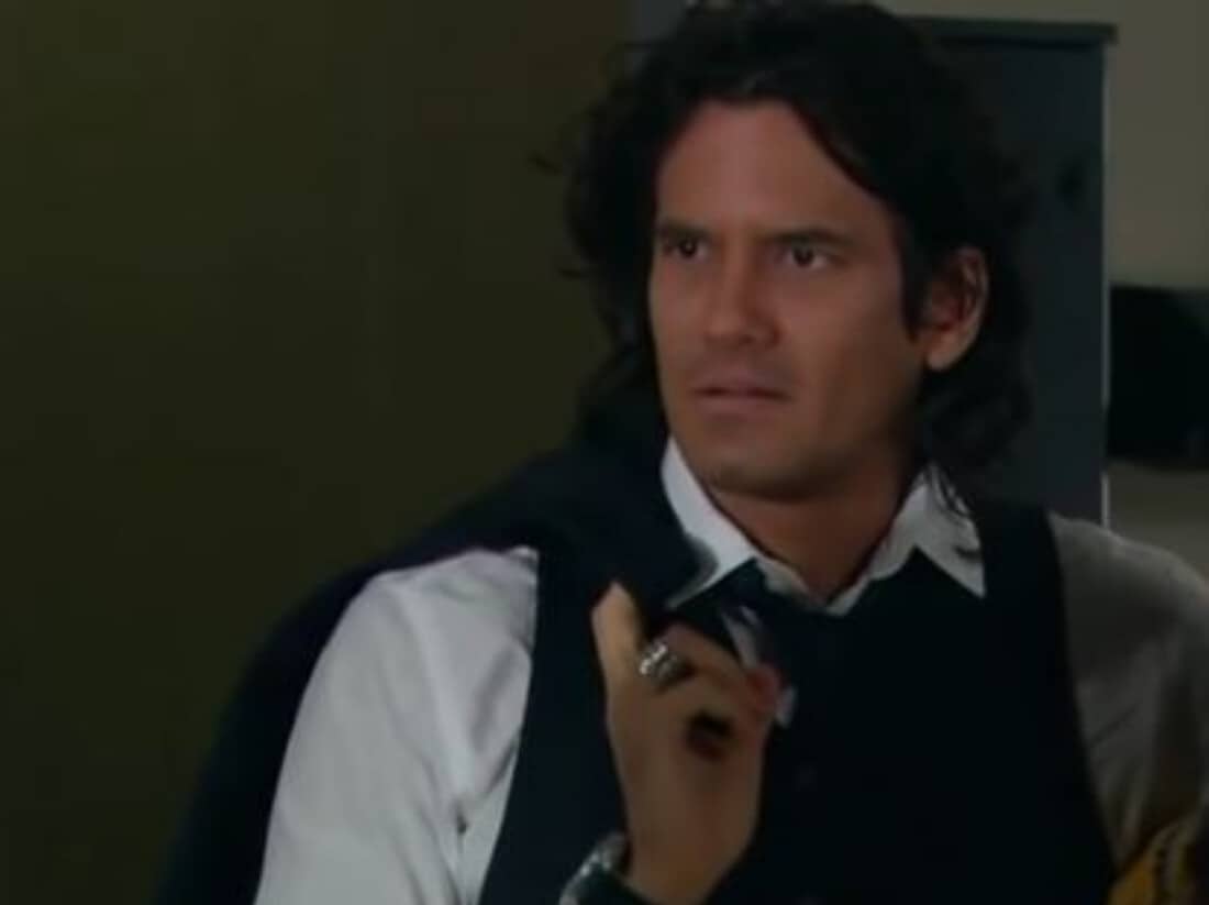 Cenas da novela 'Mar de Amor' (Sbt)