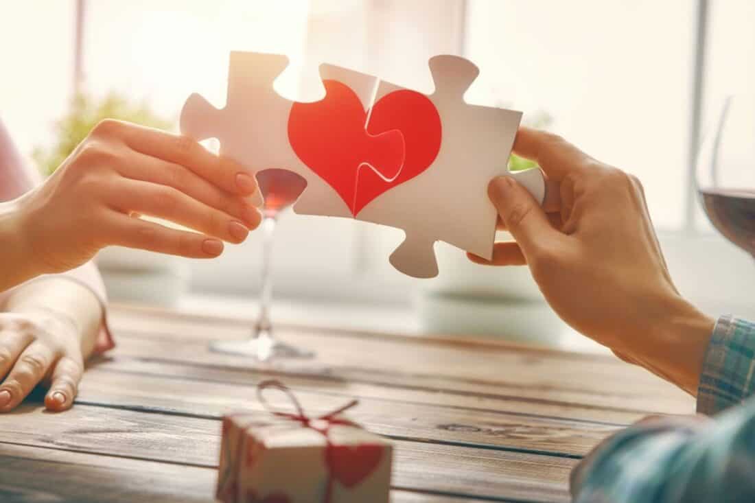 Inteligência Artificial facilita superação de relacionamentos e novos começos neste Dia dos Namorados