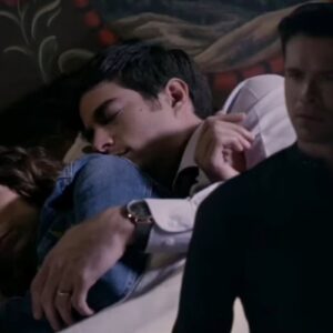 Contigo Sim, Leonardo flagra Ângela e Álvaro em uma cena íntima