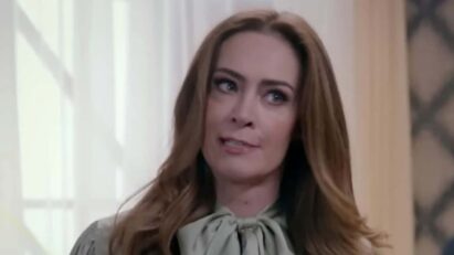 Mirtes em uma cena tensa da novela 'Contigo Sim', prestes a fazer uma revelação chocante."