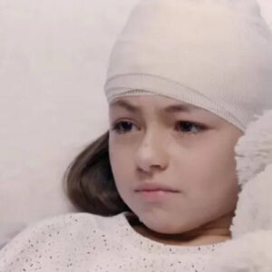 Estrelinha enfrenta diagnóstico de HIV e luta pela vida