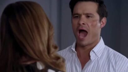 Imagem de Leonardo e Mirtes se encarando com raiva e tensão