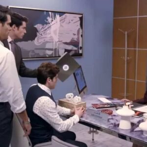 Leonardo confrontando Samanta em "Contigo Sim". Álvaro ameaçando Samanta na novela "Contigo Sim".