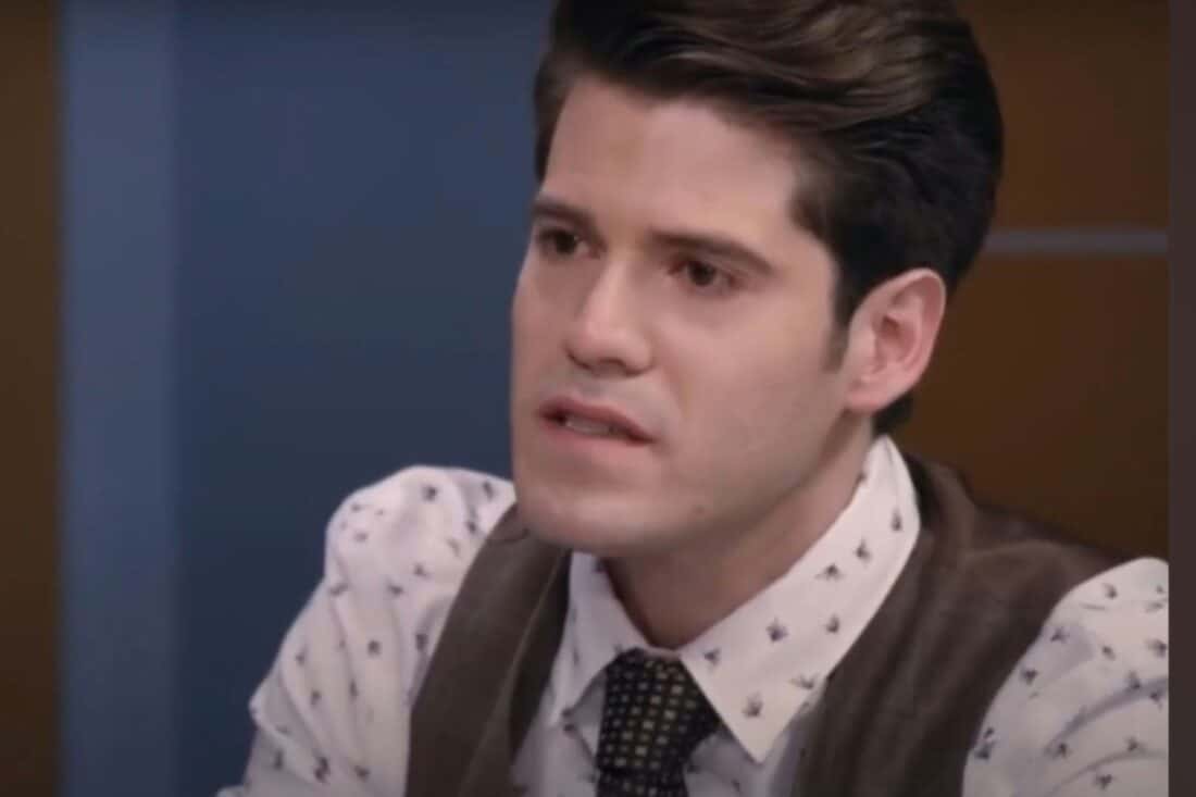 Oscar enfrentando Samanta e revelando sua sexualidade.