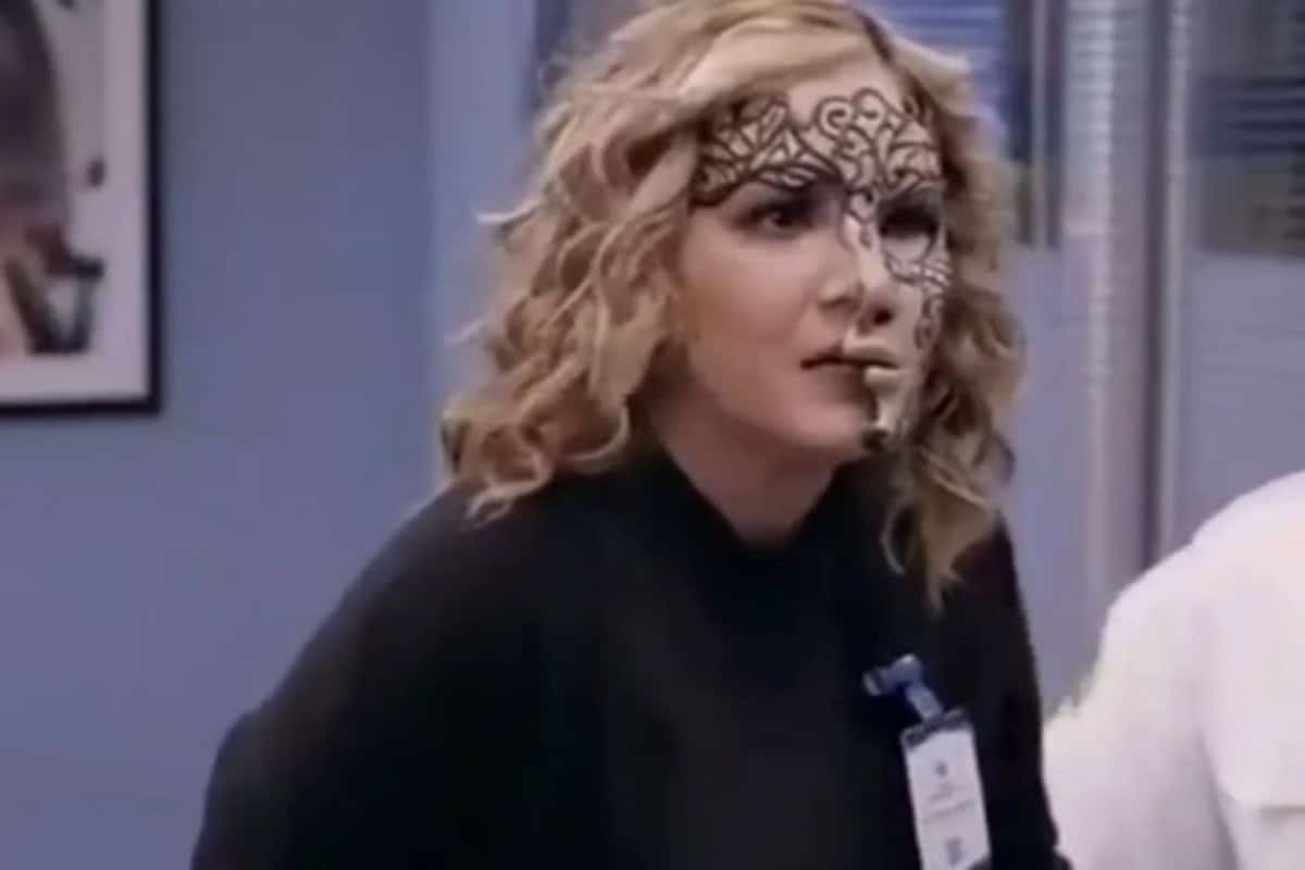 Em um capítulo eletrizante de "Contigo Sim", Samanta finalmente enfrenta as consequências de seus atos e é expulsa do Hospital Vega