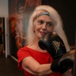 Conheça Suel, a cantora de "Físico", que viralizou na Internet com mais de 5 milhões de visualizações no YouTube