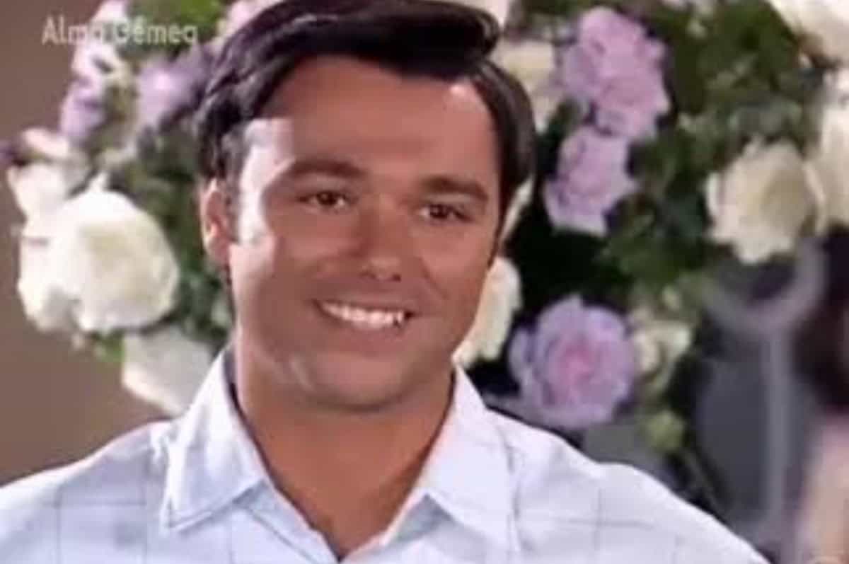 Terê se torna um escritor famoso e escreve um livro sobre Serena e Rafael.