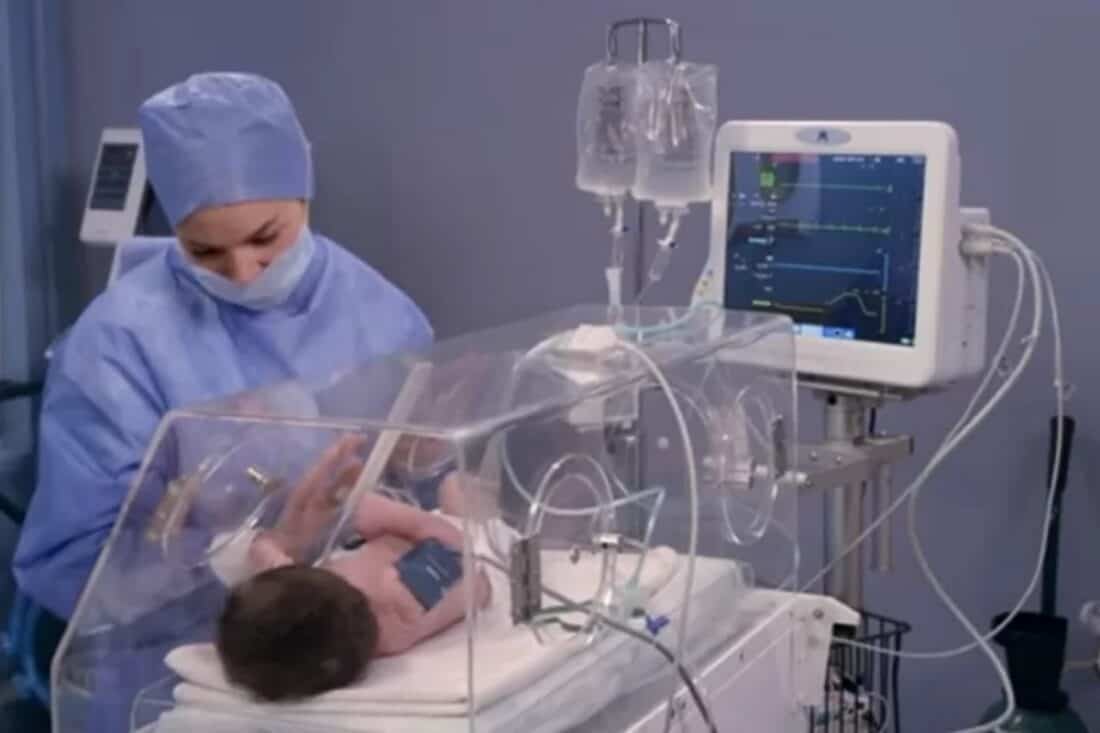 Ângela descobre que seu bebê está se recuperando