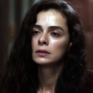 A descoberta de uma carta deixada por Sarp causa um grande impacto em Bahar, revelando novos detalhes sobre a vida do falecido marido e levando a uma jornada de autoconhecimento.