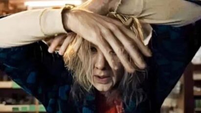 Cena de Nicolas Cage em Longlegs como serial killer perturbador