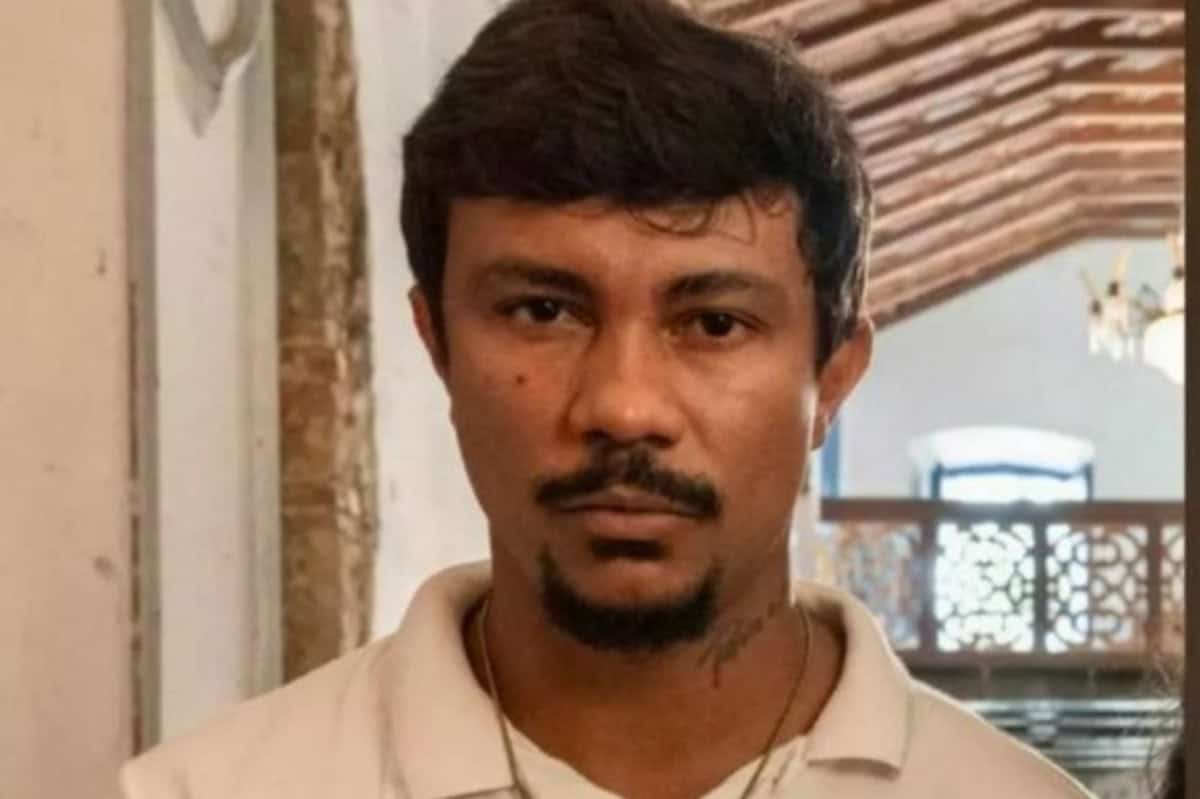 Damião, personagem da novela "Renascer", trai a confiança de Egídio e ajuda Tião a invadir suas terras.