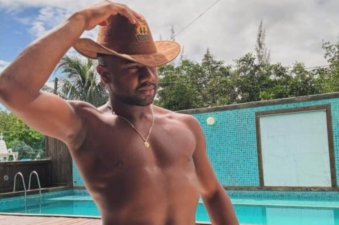 Internautas reagem a suposto vazamento de nude de Davi Brito, campeão do BBB24.
