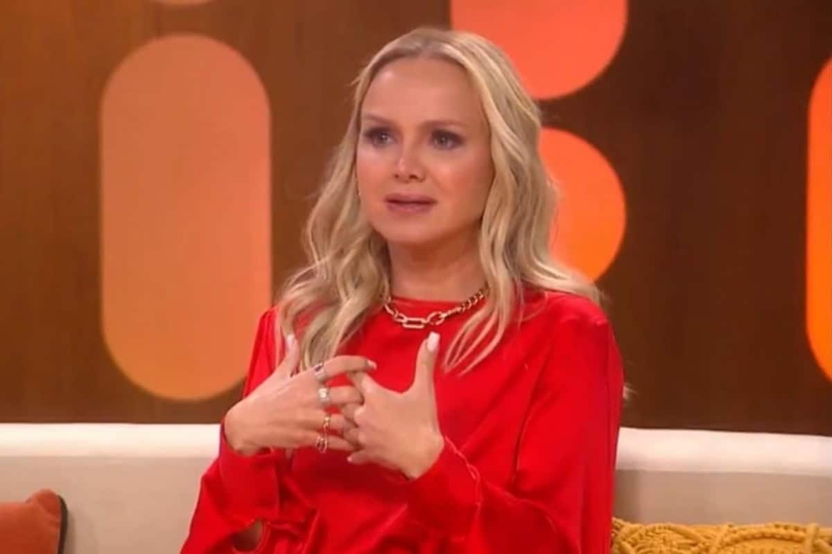 Eliana surpreende ao compartilhar sua experiência pessoal no "Saia Justa",