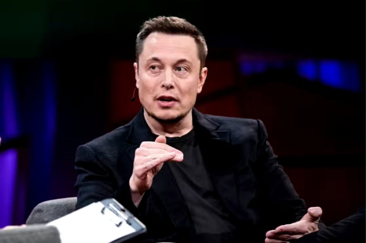 Elon Musk anuncia vagas de trabalho remoto na Tesla.
