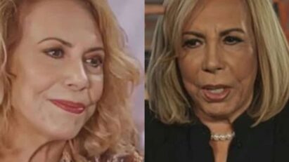 Cena de Família É Tudo mostrando Frida e Catarina, duas mulheres idênticas, uma com roupas chamativas e sorrindo, e a outra com roupas mais sérias e uma expressão séria.