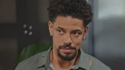 A verdade sobre a identidade de Léo é revelada para Vênus em "Família é Tudo". Descobre-se que ele foi contratado por sua mãe, Brenda, para matar Vênus.