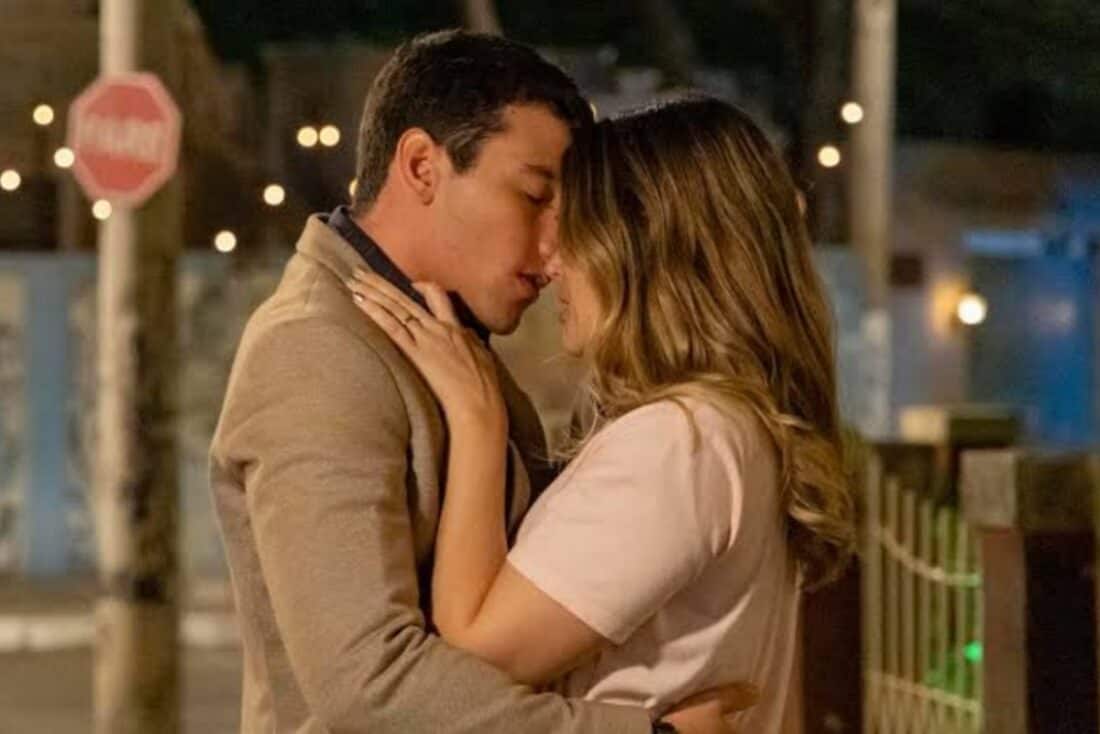 Final feliz! Murilo e Electra vivem romance intenso e emocionante em 'Família é Tudo