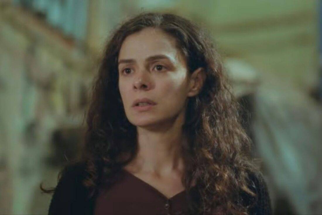 Bahar demonstra grande coragem ao enfrentar os homens.