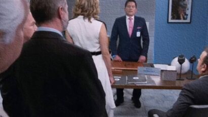 Samanta furiosa confronta Geraldo sobre a herança", "Geraldo anuncia sua renúncia e distribuição de fortuna", "Samanta reage com fúria ao saber que Ângela ficará com parte da herança".