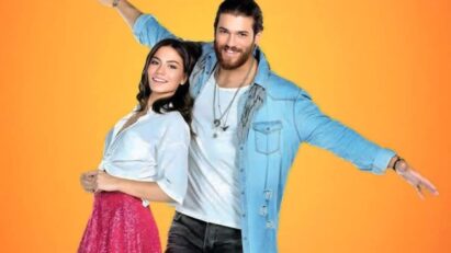 Protagonistas Can Yaman e Demet Özdemir em cena emocionante de 'A Sonhadora'