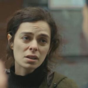 Bahar e Arif se reconciliam em cena emocionante de Força de Mulher