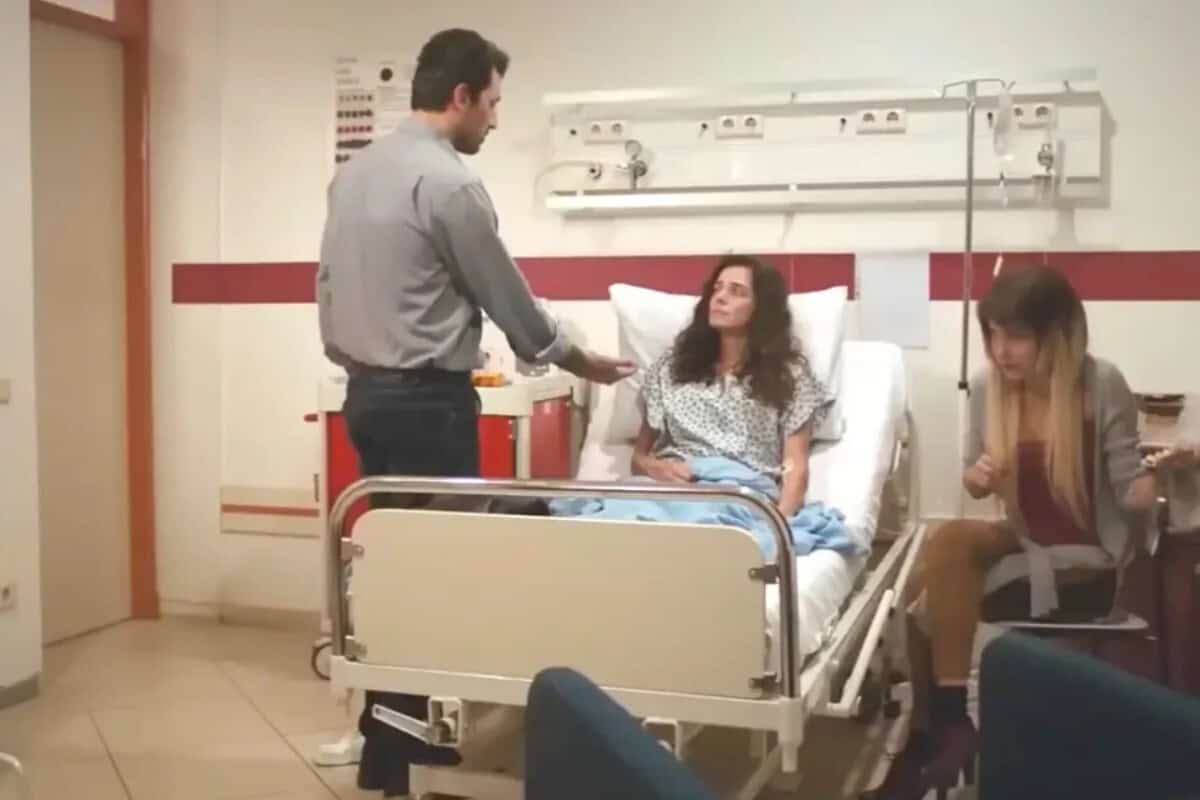 Arif faz pedido de casamento a Bahar na UTI.
