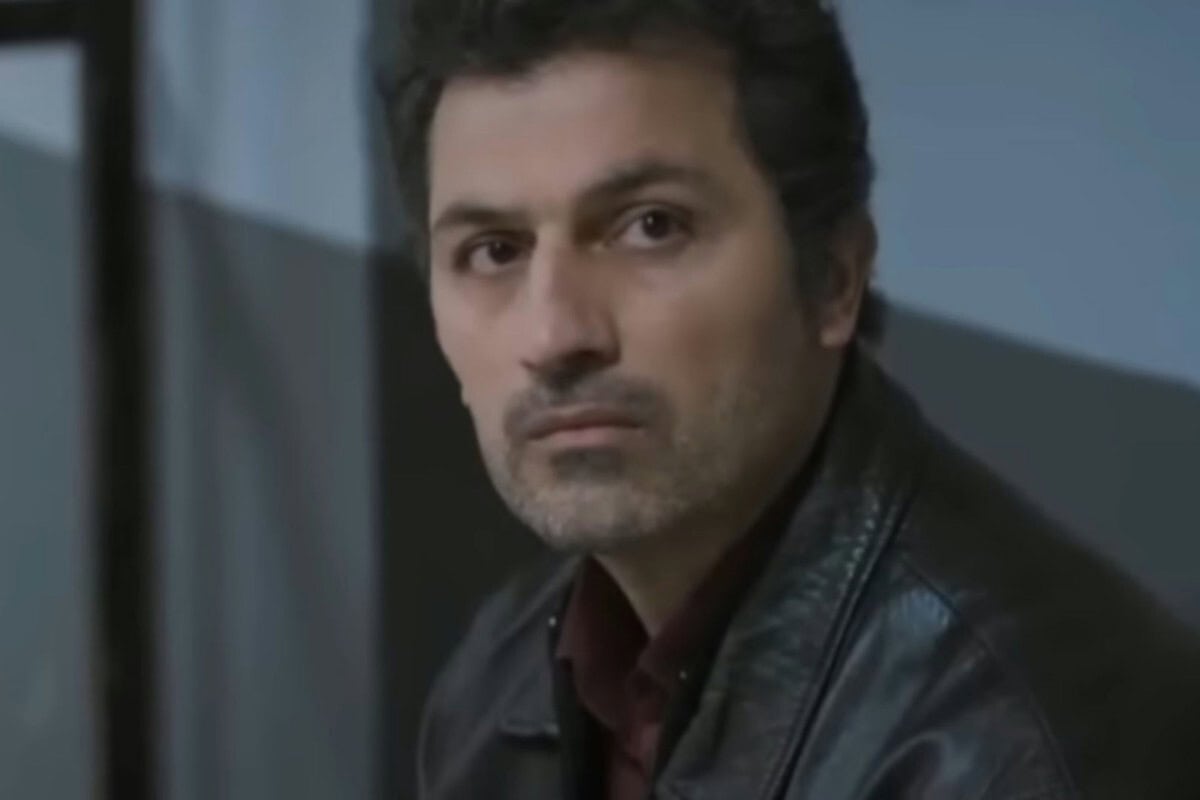 Arif na Prisão em Força de Mulher