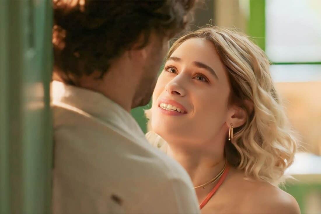 Artur, tomado pela raiva ao flagrar Blandina com Marcelo