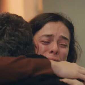 Reencontro emocionante entre Bahar e Sarp na novela