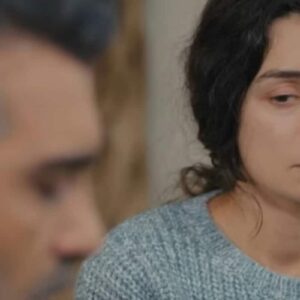 Bahar e Sarp discutem sobre seus sentimentos