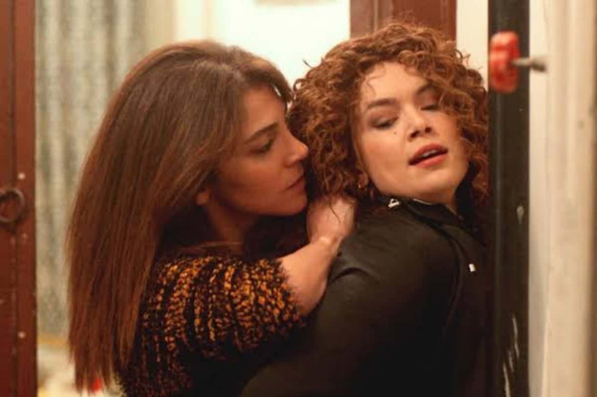 Ceyda e Yeliz confrontam Sirin em uma briga intensa em Força de Mulher.