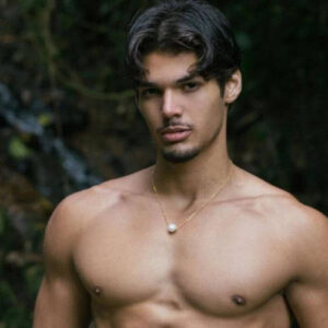 Jean Saint, influenciador fitness, em vídeo de treino no TikTok