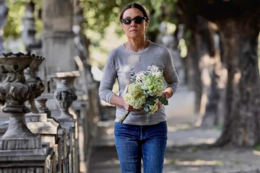 Adriana Esteves como Mércia em cena de vingança de Mania de Você