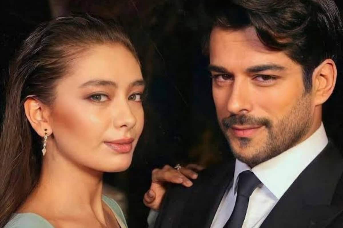 Protagonistas de Amor Sem Fim em uma cena dramática, refletindo a intensidade da trama