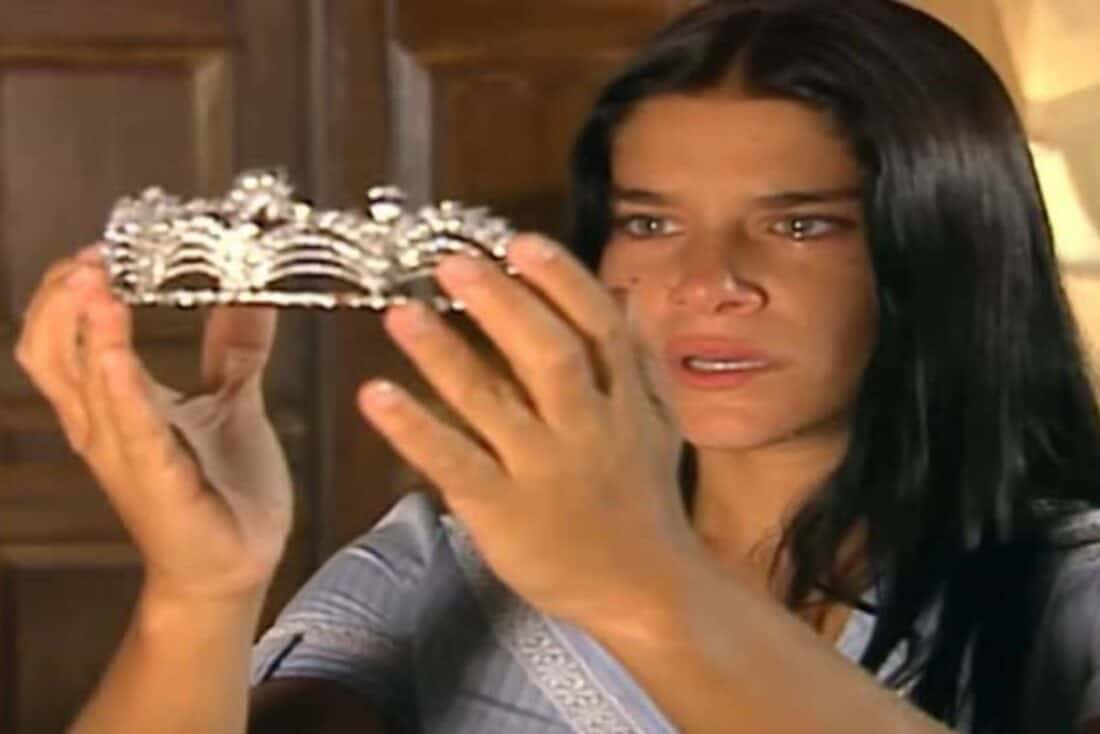Serena recebe joias de Luna em Alma Gêmea