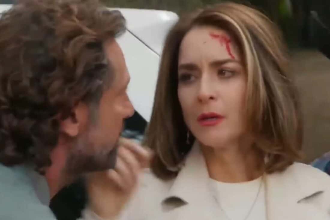 Cena de Memo resgatando Daniela após acidente em Meu Caminho É Te Amar