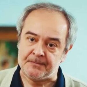 Enver em choque ao ouvir sobre Sarp vivo em Força de Mulher