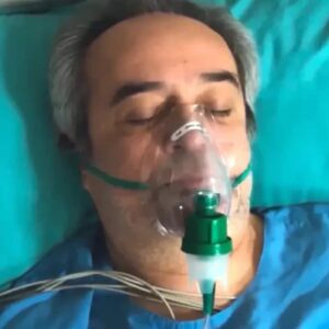 Enver luta pela vida após sofrer um ataque cardíaco